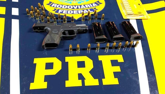 PRF prende homem pistola e dezenas de munições escondidas em