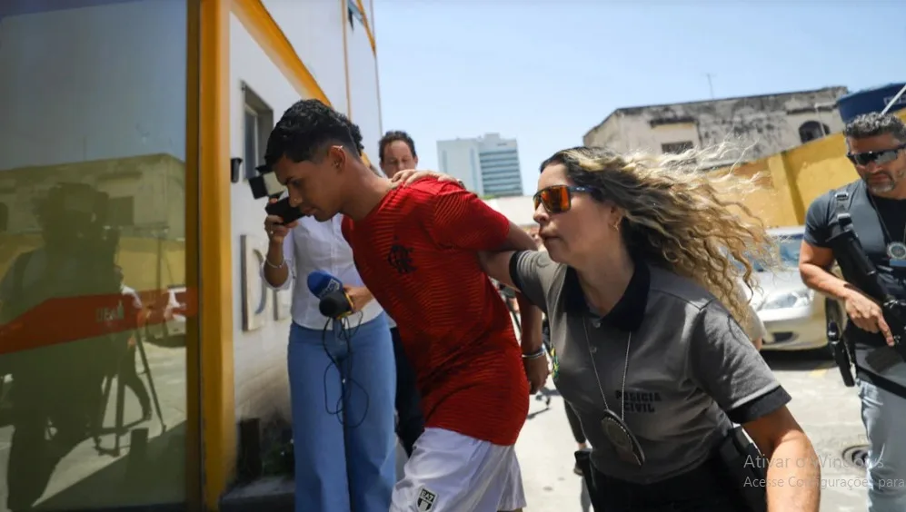 Um Dos Suspeitos De Estupro Coletivo Contra Menina De Anos Preso