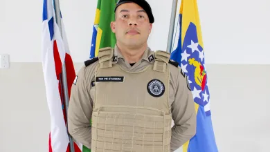 Tenente Evandro Santos, novo comandante do 5º Pelotão da PM de Conceição do Jacuípe - Foto: Diego Passos | Fala Genefax