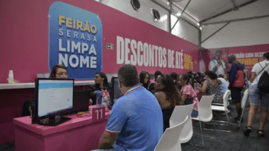 Feirão oferece descontos de até 99% em dívidas . Reprodução: Paula Froes/CORREIO