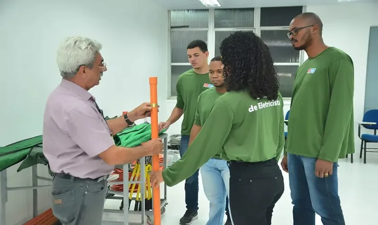 Concessionária de energia elétrica oferece curso gratuito com turmas exclusivas para mulheres