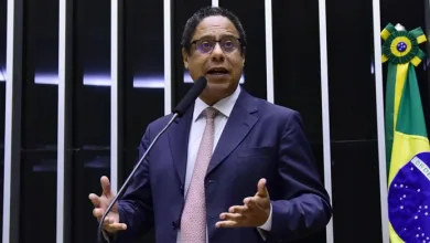 O deputado Orlando Silva (PCdoB-SP) é o relator do projeto de lei das Fake News na Câmara — Foto: Cleia Viana/Câmara dos Deputados