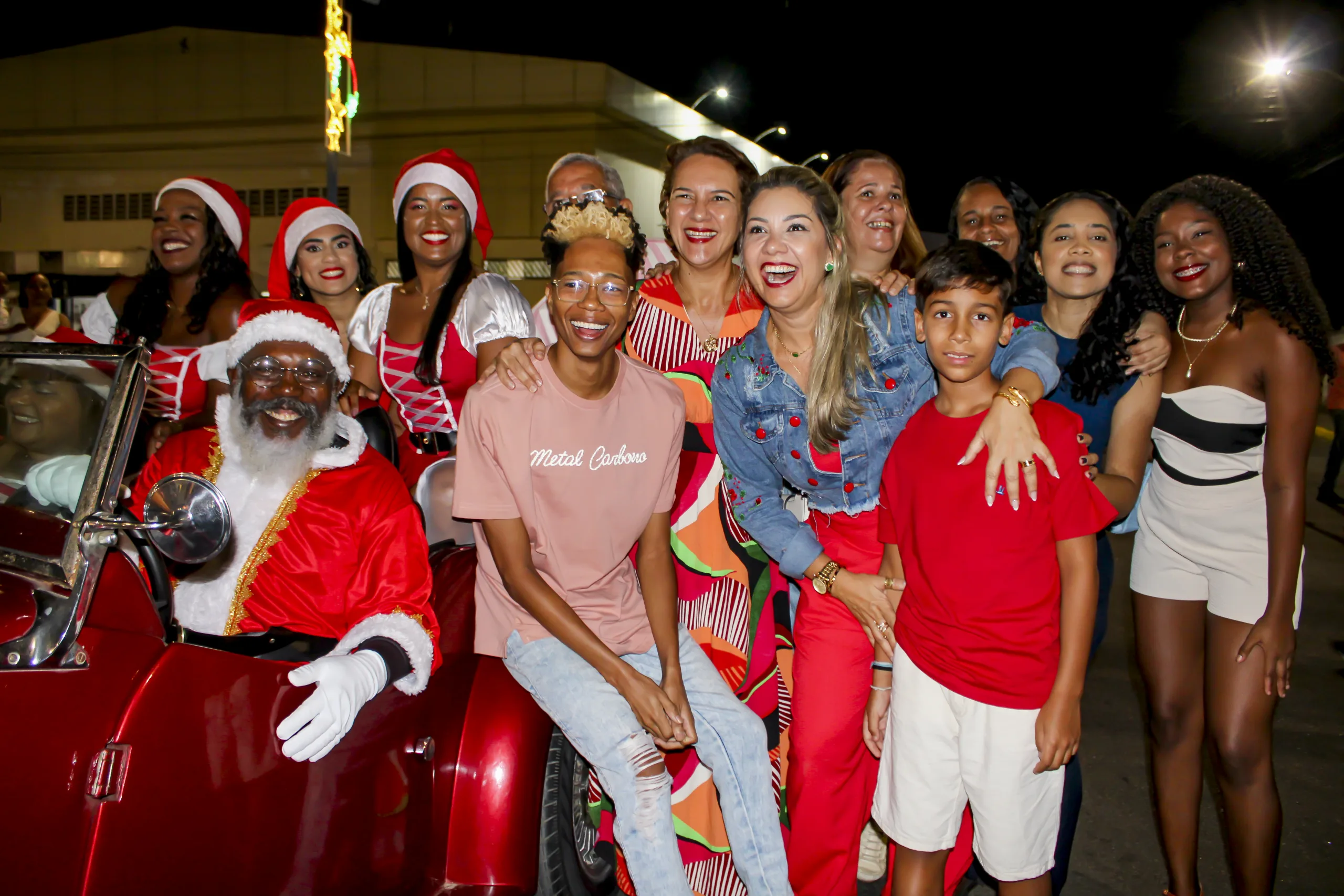 Prefeitura de Santo Amaro inaugura decoração do Natal Luz 2023 - Foto: Fala Genefax