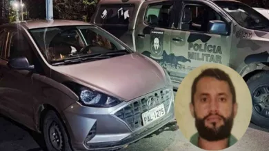 os suspeitos foram abordados logo após o crime, no momento em que fugiam no carro da vítima. - Reprodução: BNews/PMGO/Redes Sociais