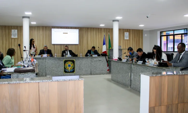 Câmara Municipal de Amélia Rodrigues aprova Lei Orçamentária e encerra trabalhos legislativos de 2023 - Foto: FALA GENEFAX