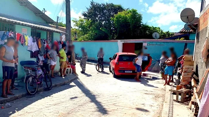 Irmãos gêmeos são executados com vários tiros dentro de carro. Foto: Reprodução/Blog Macaubense life