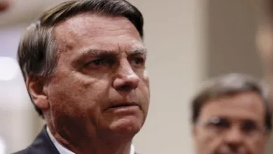 Investigação da CGU conclui que certificado de vacinação de Bolsonaro é falso - Foto: Reprodução/Getty Images via AFP