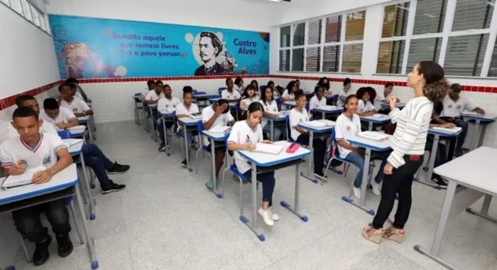 MEC divulga calendário de pagamento da bolsa para alunos do ensino médio- Foto: Reprodução/ SEC