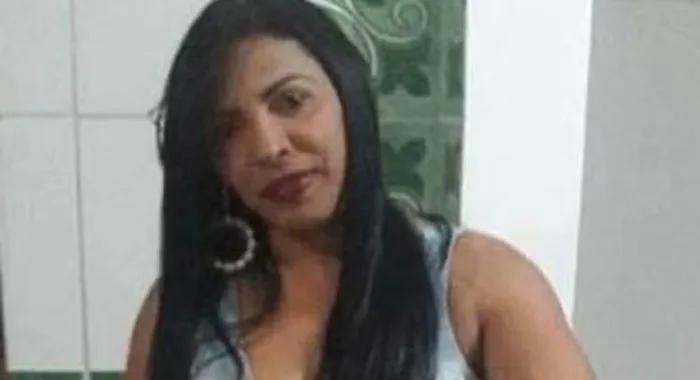 Elisângela Souza Silva, de 44 anos, era conhecida como 'Rainha do pó' do sudoeste da Bahia — Foto: Reprodução/Redes Sociais