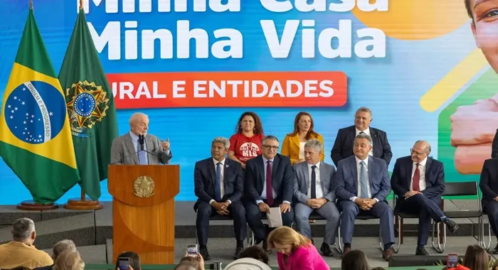 O presidente Luiz Inácio Lula da Silva, durante anúncio do resultado da seleção do Minha Casa, Minha Vida nas modalidades Rural e Entidades. Foto: Reprodução/Fabio Rodrigues-Pozzebom/Agência Brasil