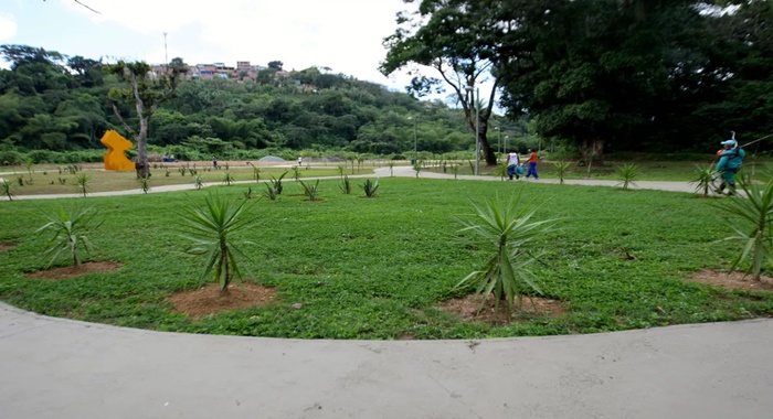 Reinaugura São Bartolomeu Bahia 03 — Foto: Reprodução/Elói Corrêa