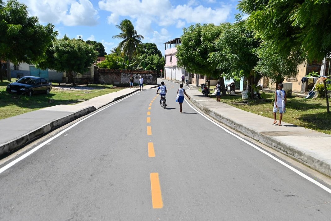 Prefeitura de Santo Amaro e governo do estado vistoriam obras de pavimentação asfáltica no município- Foto: Ascom Santo Amaro