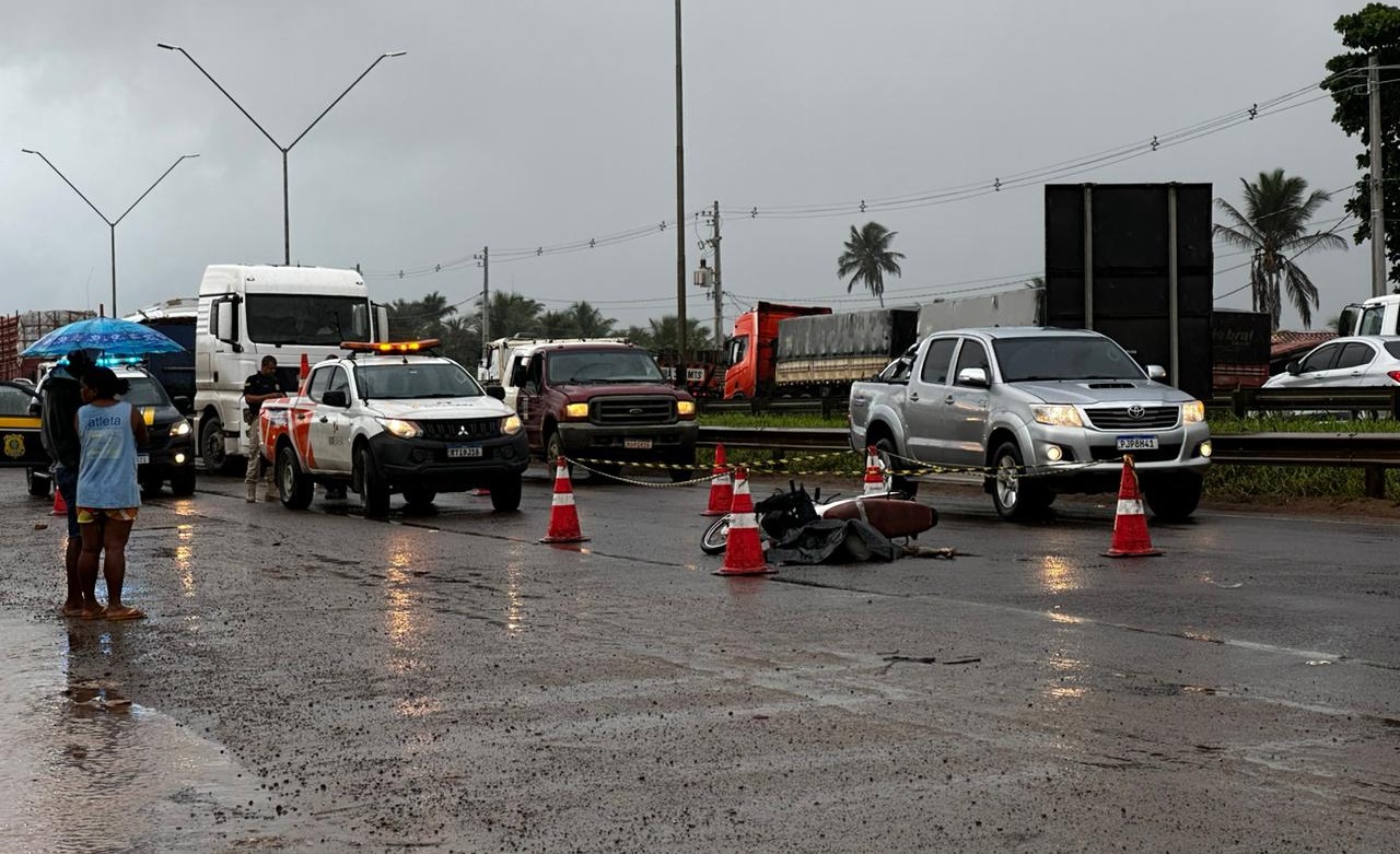 Jovem morre em grave acidente na BR-324 trecho do distrito do Bessa em Conceição do Jacuípe- Foto: Fala Genefax