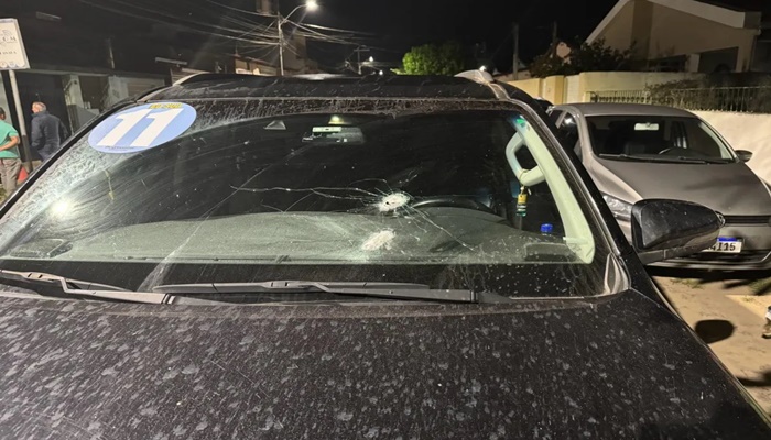 Carro com pré-candidato a prefeito é alvejado com diversos tiros - Foto: Arquivo Pessoal