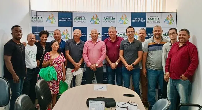 Prefeito de Amélia Rodrigues se reúne com líderes religiosos para organizar celebração do Dia do Evangélico 2024- Foto: Reprodução/ Ascom