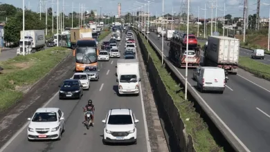 Saída de Salvador tem fluxo intenso na BR-324 - Foto: Reprodução