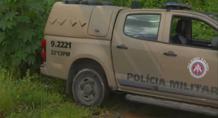 Dois homens são encontrados mortos por disparo de arma de fogo- Foto: Reprodução/TV Aratu