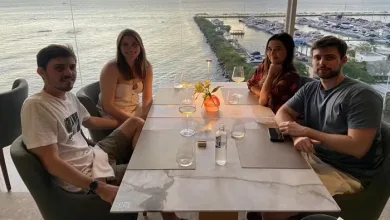 Amigos pedem vinho de R$ 1.650 achando que custava R$ 165 e viralizam ao postar conta de restaurante na Bahia — Foto: Arquivo pessoal