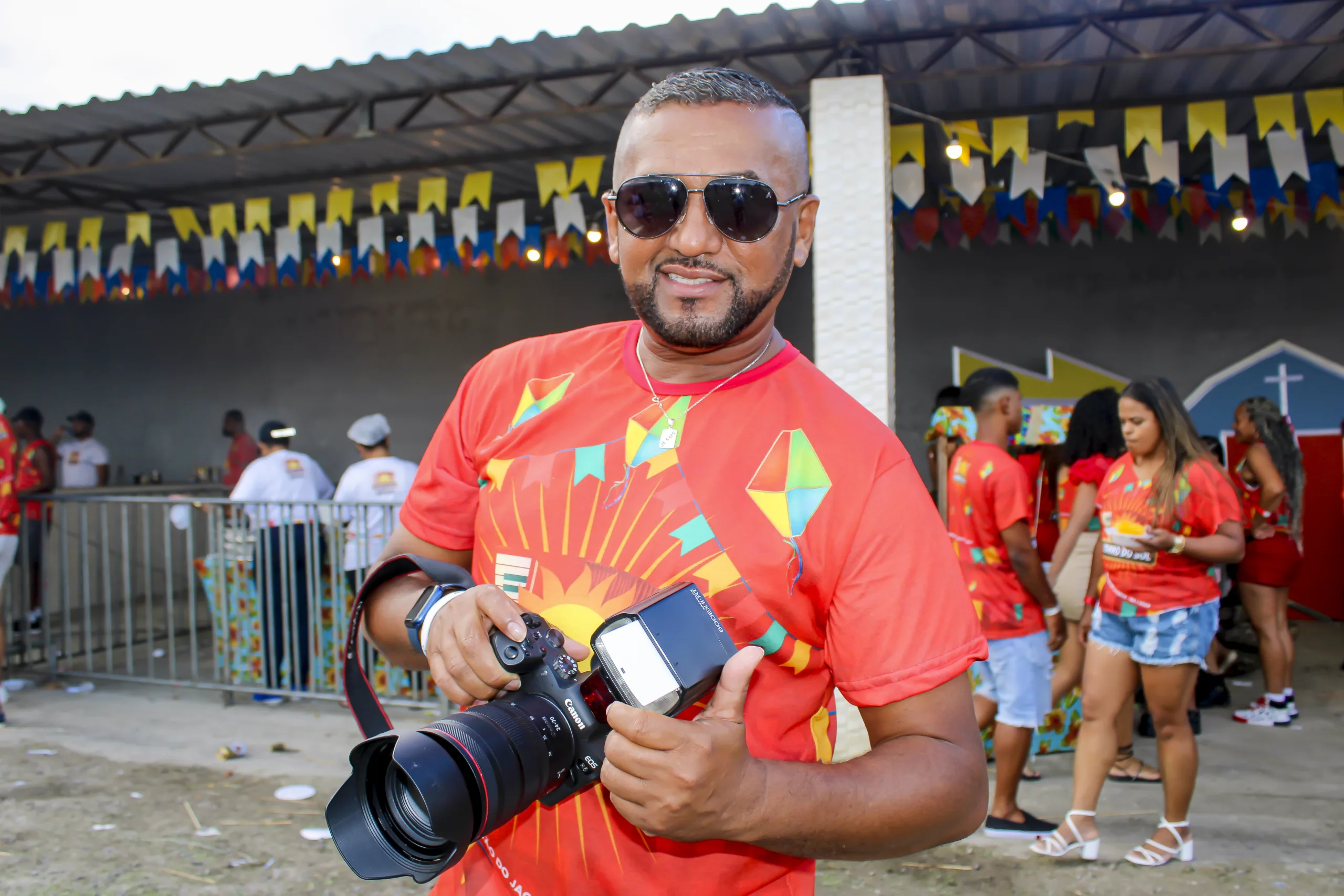 fotógrafo Claudio Show, um dos convidados e patrocinadores do evento- Foto: Fala Genefax