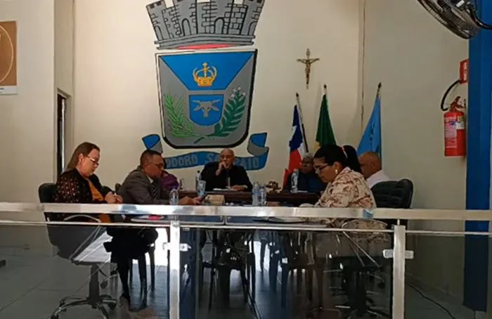 Vereadores durante sessão da Câmara Municipal de Teodoro Sampaio - Foto: Reprodução/Vídeo