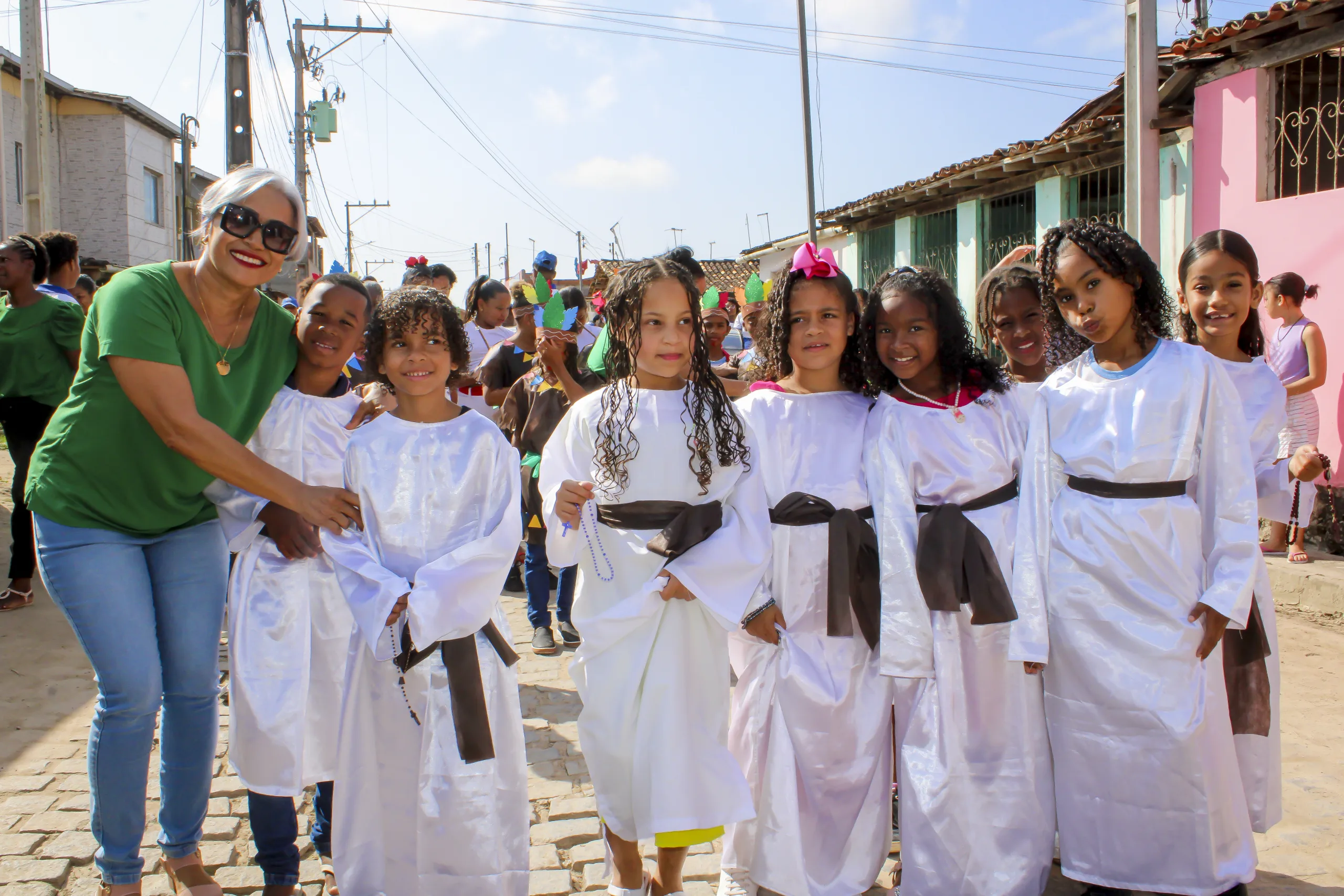 Escolas Laurindo Gomes Dias e São Francisco de Assis realizam desfile cívico em Conceição do Jacuípe - Foto: Fala Genefax