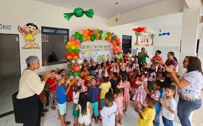 Alunos da Escola Laurindo Gomes Dias aproveitaram o “Dia do Aniversário do Brinquedo” - Foto: Reprodução