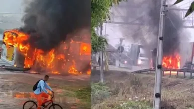 Ônibus com passageiros pega fogo em Jequié - Foto: Reprodução / BMF