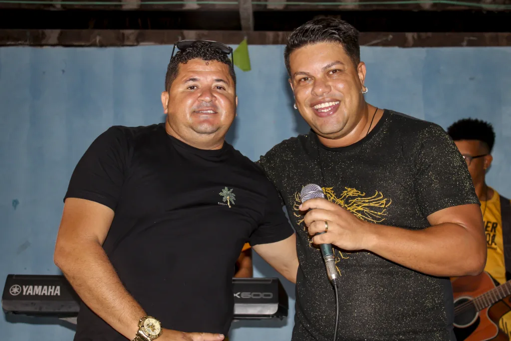 Evento contou com shows do cantor Vagner Vieira e da cantora Ludy- Foto: Fala Genefax