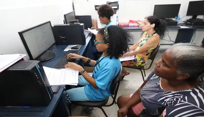 Renovação de matrícula da rede estadual na Bahia para 2025 será realizada em novembro- Foto: Reprodução/Claudionor Júnior