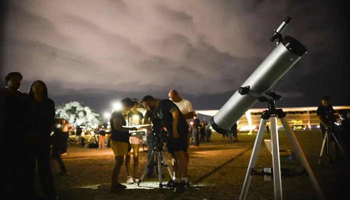 Cometa que passará perto da Terra poderá ser visto no Brasil- Foto: Reprodução/Marcello Casal Jr/Agência Brasil