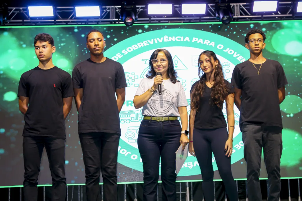 Centro Educacional Atenas realiza a 26ª edição do Festival de Arte com o tema "É Preciso Saber Viver"- Foto: Fala Genefax