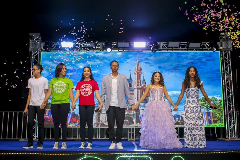 Centro Educacional Atenas realiza a 26ª edição do Festival de Arte com o tema "É Preciso Saber Viver"- Foto: Fala Genefax