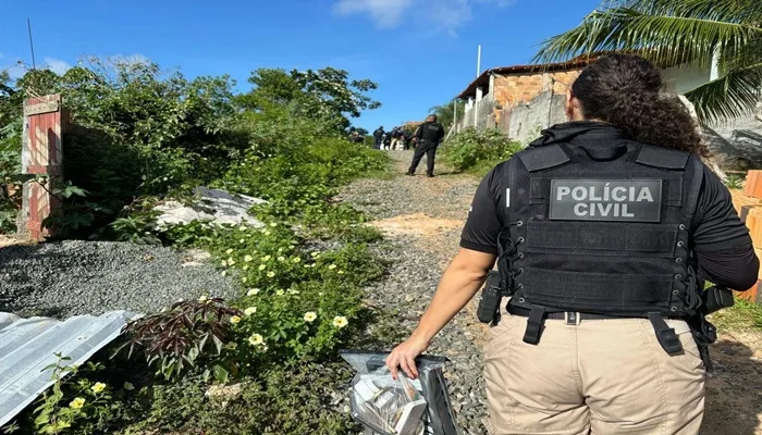 Dois homens são presos durante a Operação Proteger