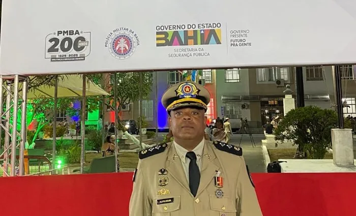 Comandante da 20ª CIPM é homenageado com Medalha Comemorativa dos 200 anos da PMBA - Foto: Divulgação