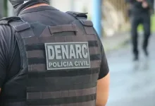 Polícia Civil realiza operação contra tráfico de maconha líquida