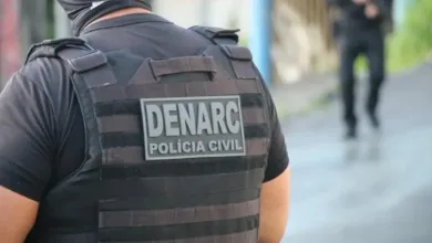 Polícia Civil realiza operação contra tráfico de maconha líquida