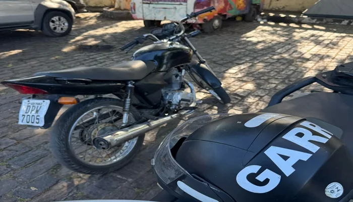 Polícia Militar prende homem por receptação e recupera motocicleta roubada em Cachoeira