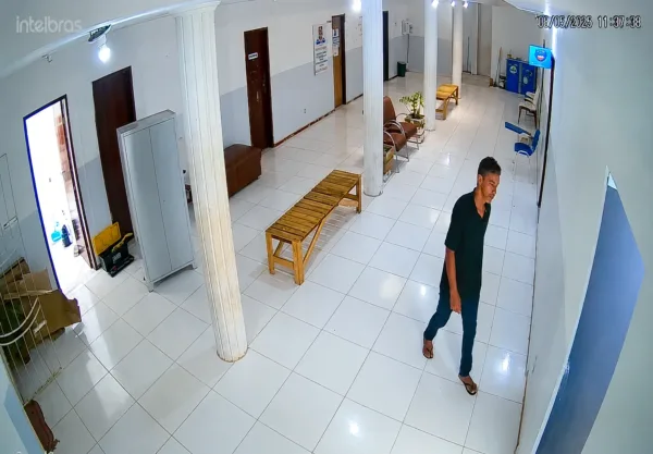 vandalismo em escola de Conceição do Jacuípe