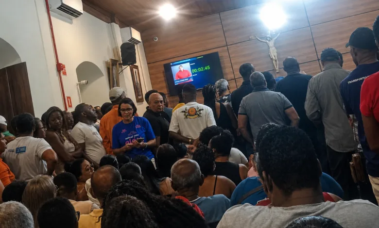melhore a foto em alta qualidade de 8k na foto na dimensão 600 x 400