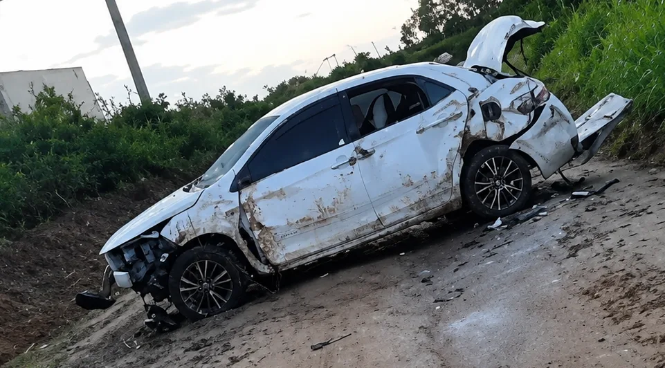 acidente na BR-101 em Conceição do Jacuípe.