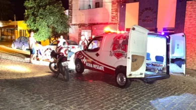 Adolescente sofre fratura em Coité após queda de motocicleta