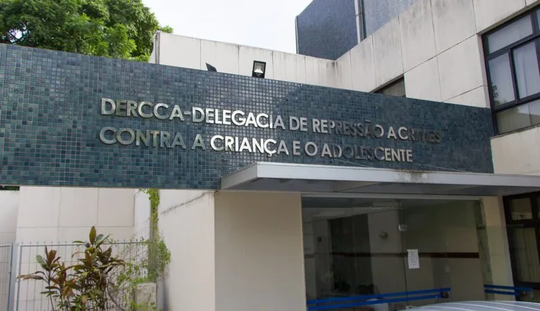 Polícia investiga ato obsceno em parquinho de Salvador