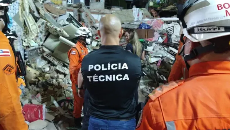 Bombeiros da Bahia, desabamento de prédio