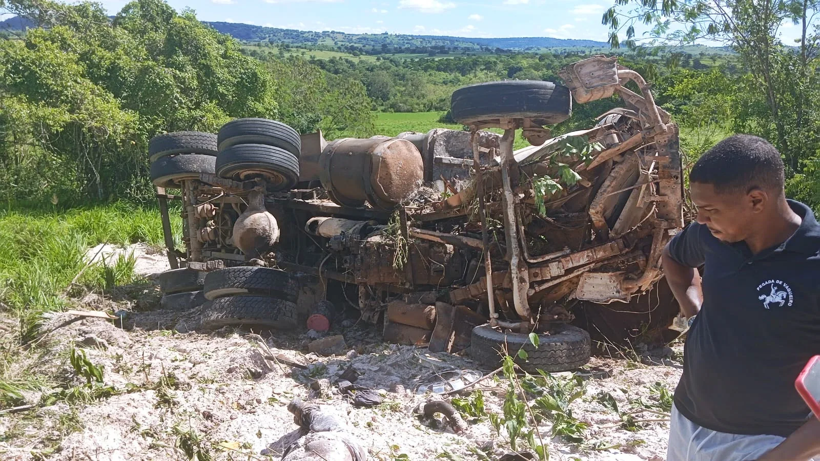 acidente na BA-516 em Teodoro Sampaio