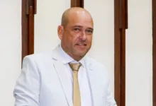 Binho Galinha pode lançar familiar