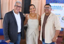 Parada Pedagógica 2026 em Teodoro Sampaio