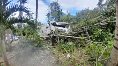 acidente com caminhão da coleta em Teodoro Sampaio