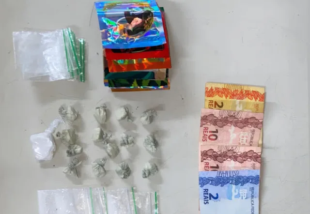PETO apreende drogas em Conceição do Jacuípe