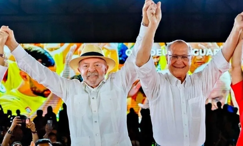 pesquisa Lula e Flávio Bolsonaro na Bahia
