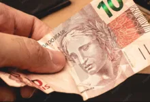 oferecer filho de 3 anos por R$ 10